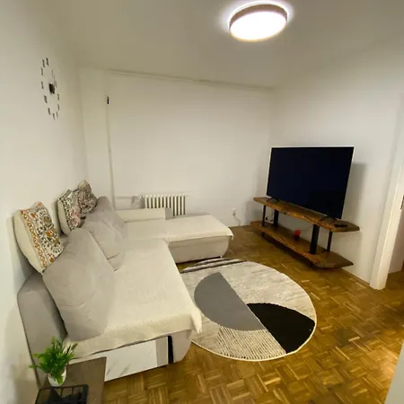 Prestige Apartment *